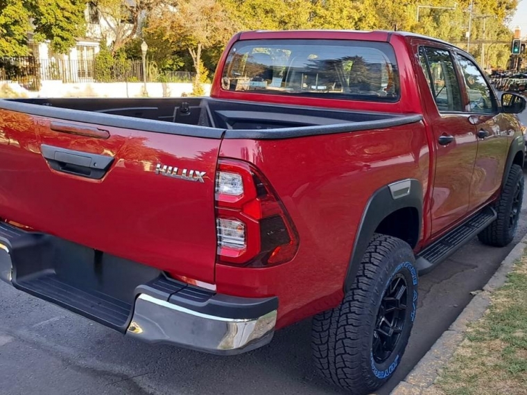 Toyota Hilux Dx 4x4 2.4 2021  Usado en Autos