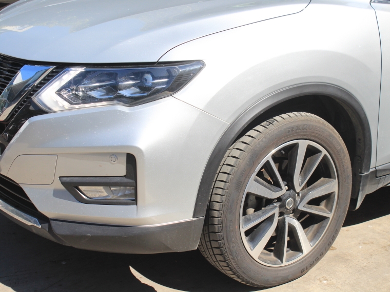 Nissan X-trail 2.5 Exclusive  At  4x4 2023 Usado  Usado en Kovacs Usados