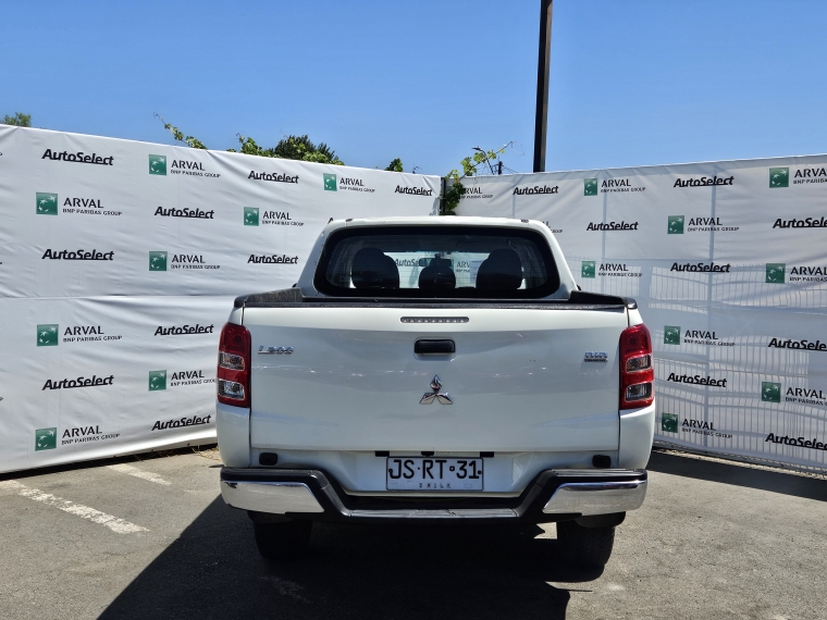 Mitsubishi L200 Work Cr 2.4 2017 Usado  Usado en Autoselect Usados