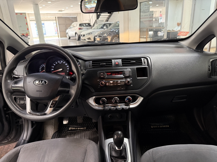Kia Rio 3 Ex 1.4l Ac Abs 6mt  2014  Usado en Grass & Arueste