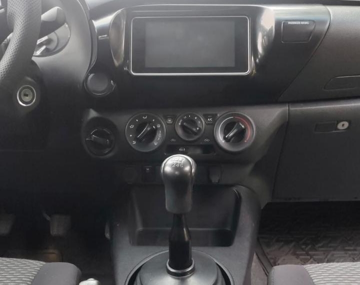 Toyota Hilux Dx 4x4 2.4 2022  Usado en GT Autos