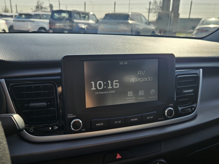 Kia Rio 5 Ex Full Mt 1.4 2019 Usado  Usado en Kovacs Usados