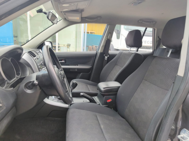 Suzuki Grand nomade 2.4 Glx Se Mt 4x2 2016 Usado Usado en Webautos.cl Suzuki Grand nomade 2.4 Glx Se Mt 4x2 2016 Usado Usado en Webautos.cl