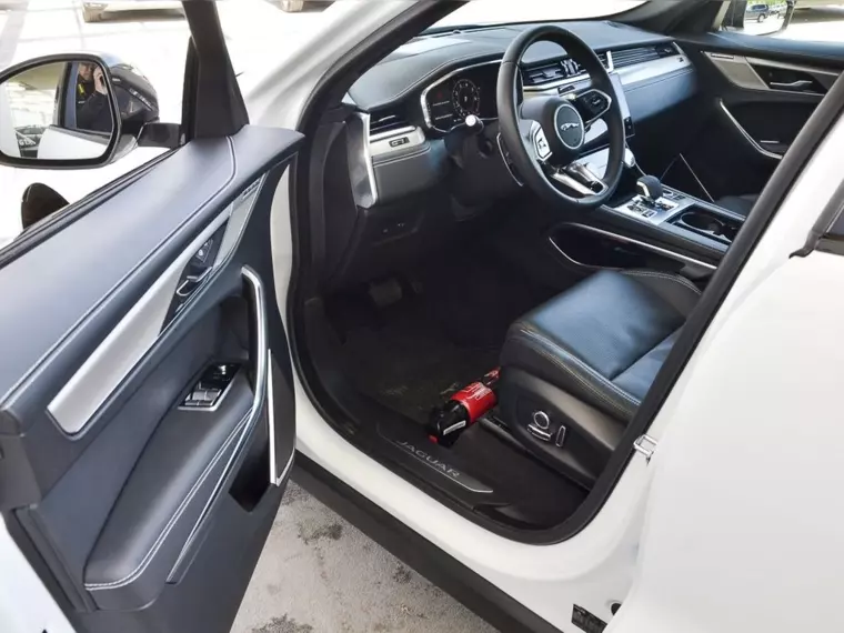 Jaguar F-pace R Dynamic 2024 Usado  Usado en Webautos.cl