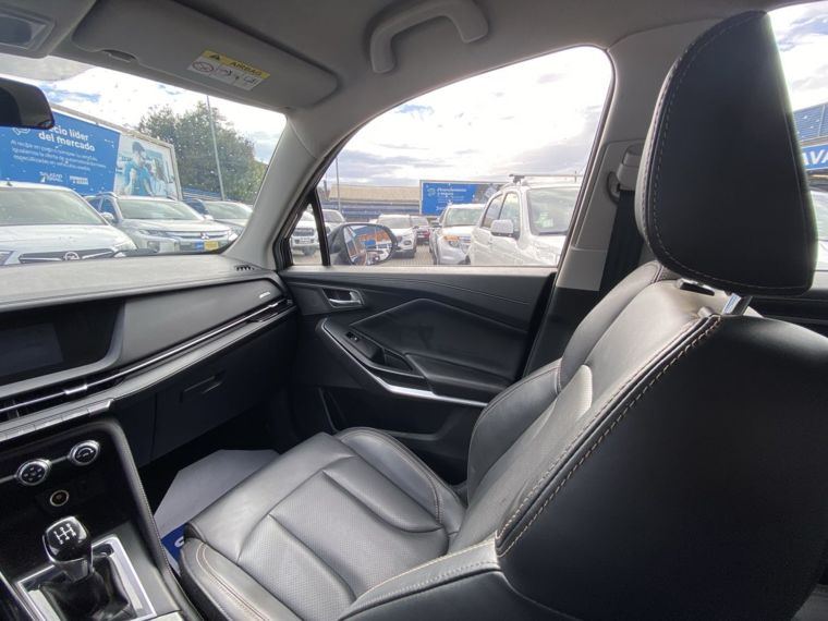 Changan Cs15 Cs15 1.5 Comfort Mt 5p 2022 Usado  Usado en Webautos.cl