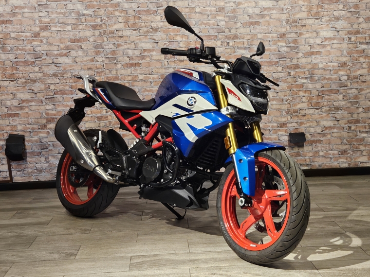 BMW G 310 R . 2025