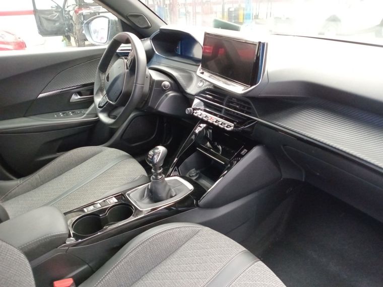 Peugeot 2008 1.2 Allure Puretech 130 Mt 5p 2024 Usado  Usado en Webautos.cl