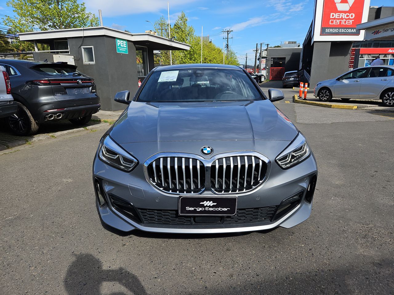 Bmw 118i 118i Hatchback 1.5 Aut 2023 Usado  Usado en Webautos.cl