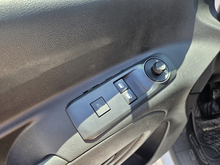 Peugeot Partner 1.6 Hdi Mt Ac 2023 Usado  Usado en Autoselect Usados