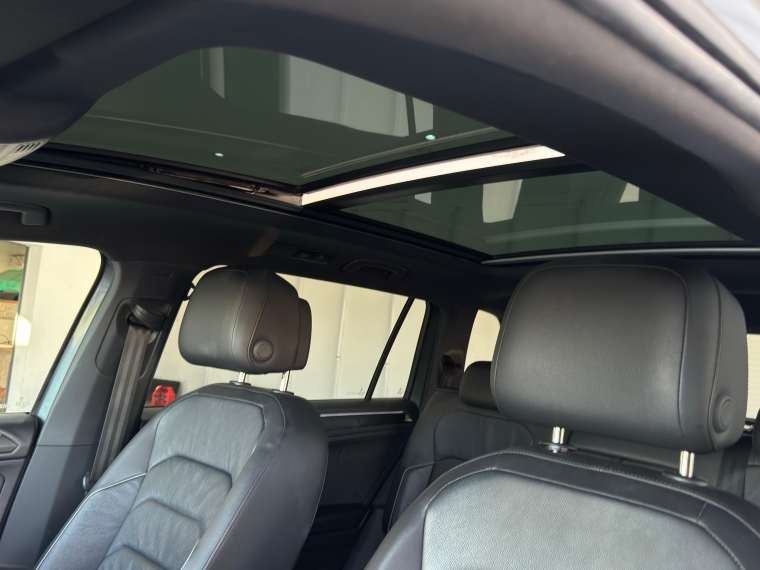 Volkswagen Tiguan Limited Tsi 2.0 Aut  2018 Usado en Automotriz Olea Flaño