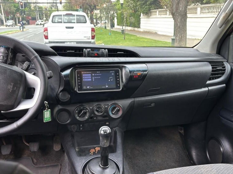 Toyota Hilux Dcab Dx 4X2 2.4Cc — foto 9 de 13