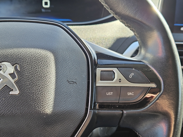 Peugeot New 3008 3008 Active Bluehdi 1.5 2019 Usado en Rosselot Usados