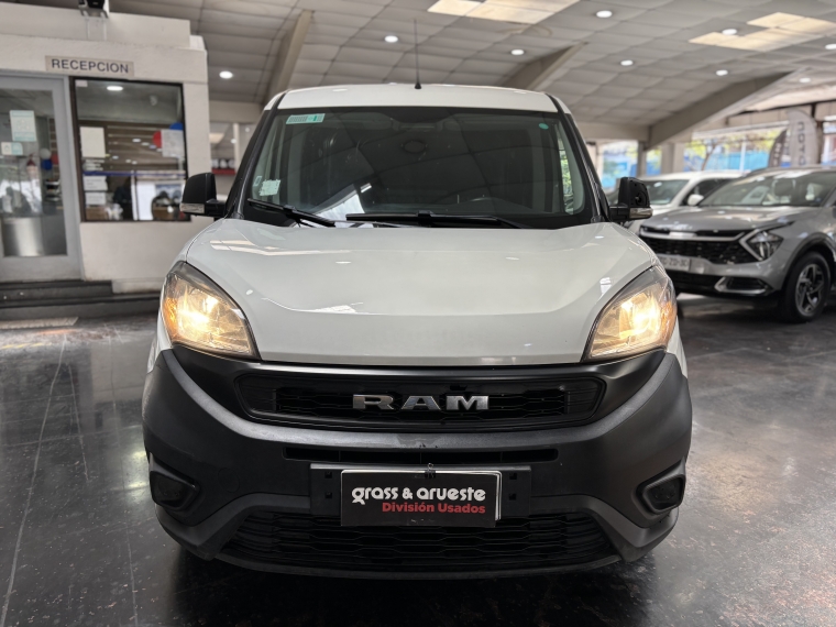 Ram Van 1000 Cargo 1.3l Dsl 5mt Ac 2021  Usado en Grass & Arueste