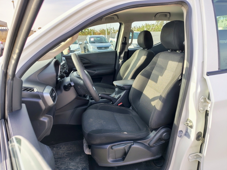 Peugeot Landtrek Landtrek Active Bluehdi 180 4x2 Euro 6b 2024 Usado en Rosselot Usados