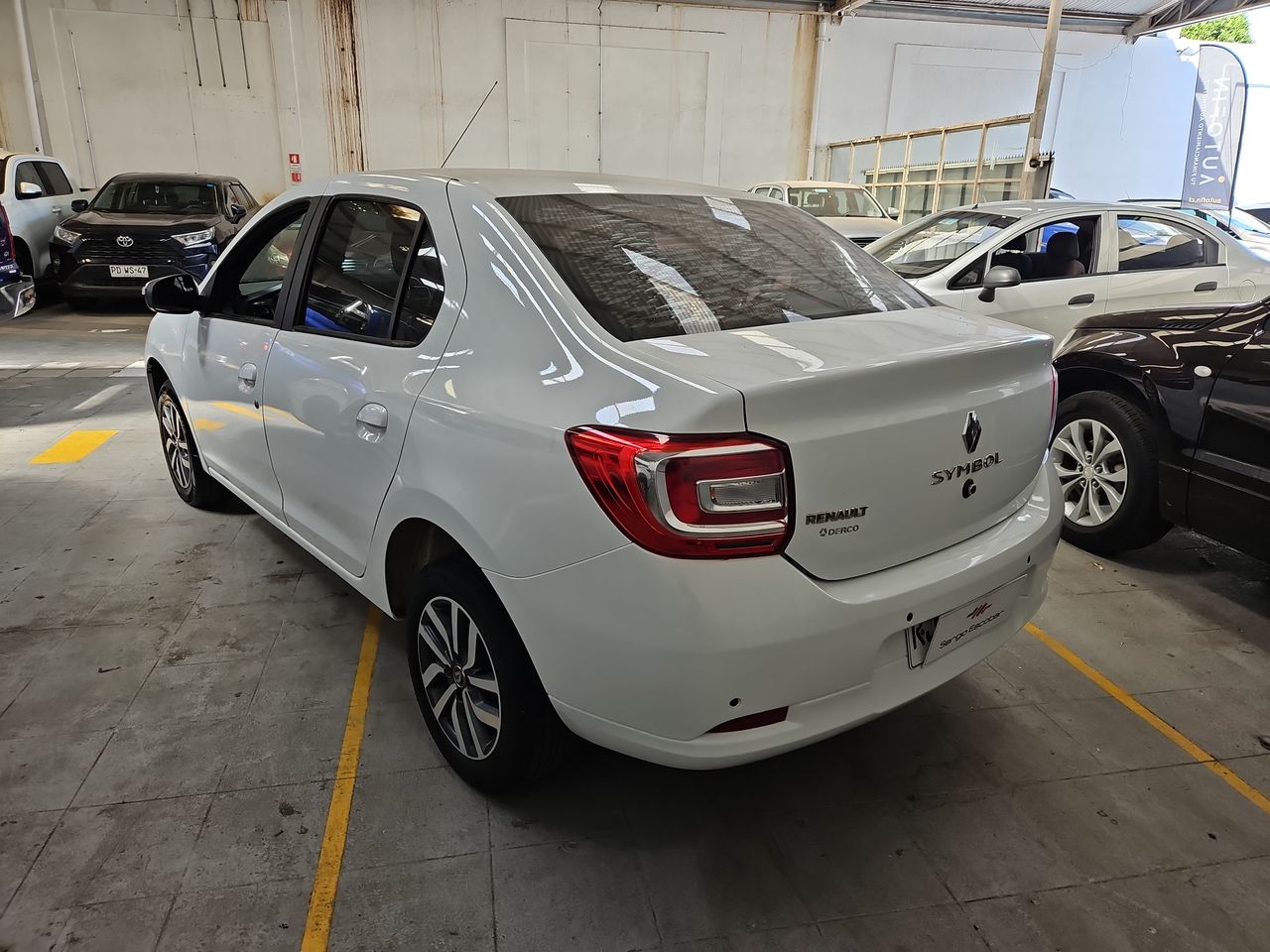 Renault Symbol Symbol Mt 1.6 2022 Usado Usado en Webautos.cl Renault Symbol Symbol Mt 1.6 2022 Usado Usado en Webautos.cl