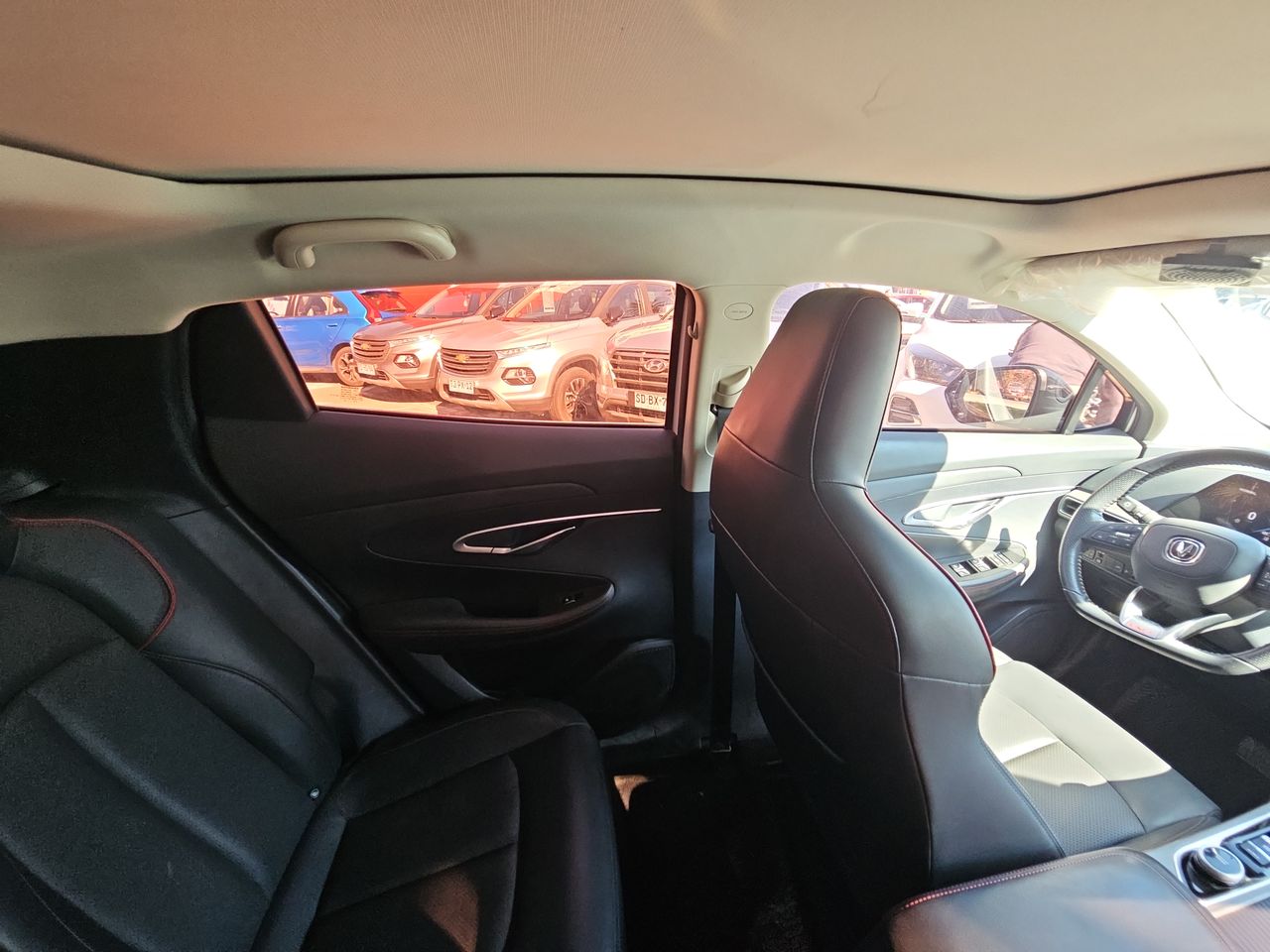 Changan Uni-t Unit Elite 1.5 Aut 2022 Usado en Usados de Primera - Sergio Escobar