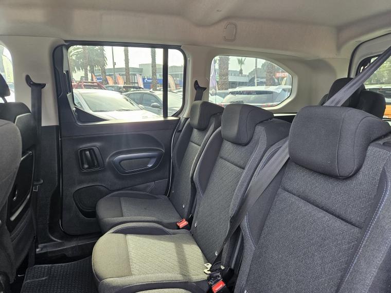 Peugeot Rifter Bluehdi 130 1.5 At 2023 Usado  Usado en Kovacs Usados