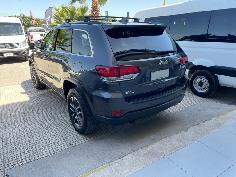 Jeep Grand cherokee 3.6 Laredo At 4x2 2022 Usado  Usado en Webautos.cl