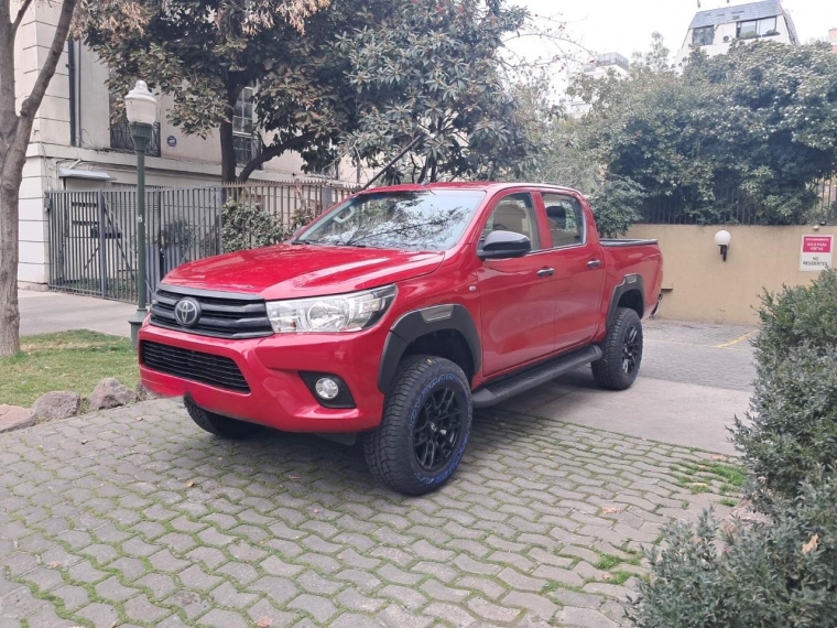 TOYOTA HILUX DX 4X2 2.4 - imagen 6
