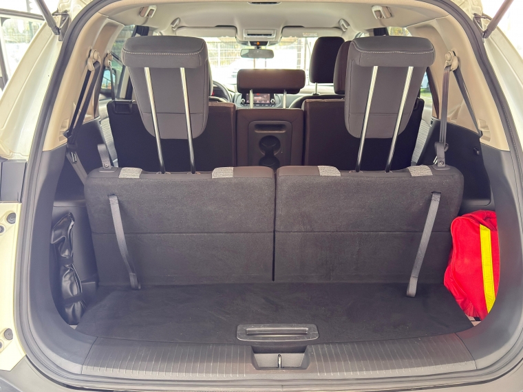 Nissan X-trail 4x2 7p Cvt 2.5 2023 Usado en Automotriz Olea Flaño