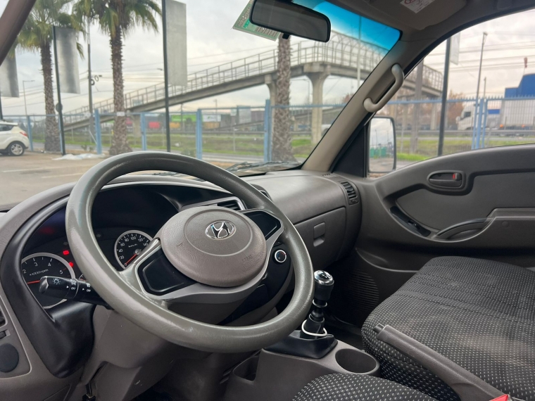 Hyundai Porter 2.5 Crdi Gls  2ab Ac Mt Diesel Descuenta Iva Cab Simple 2023 Usado  Usado en Webautos.cl