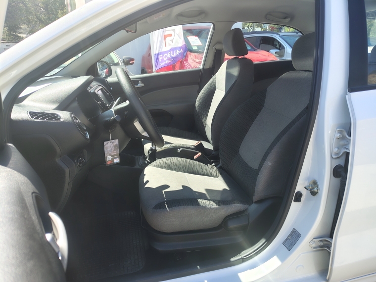 Kia Soluto Soluto Lx 1.4l 5mt Ac - 2225 2023 Usado en Rosselot Usados