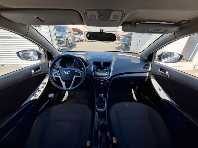 Hyundai Accent Rb 5dr Gl Av Ab 2015 Usado  Usado en Kovacs Usados