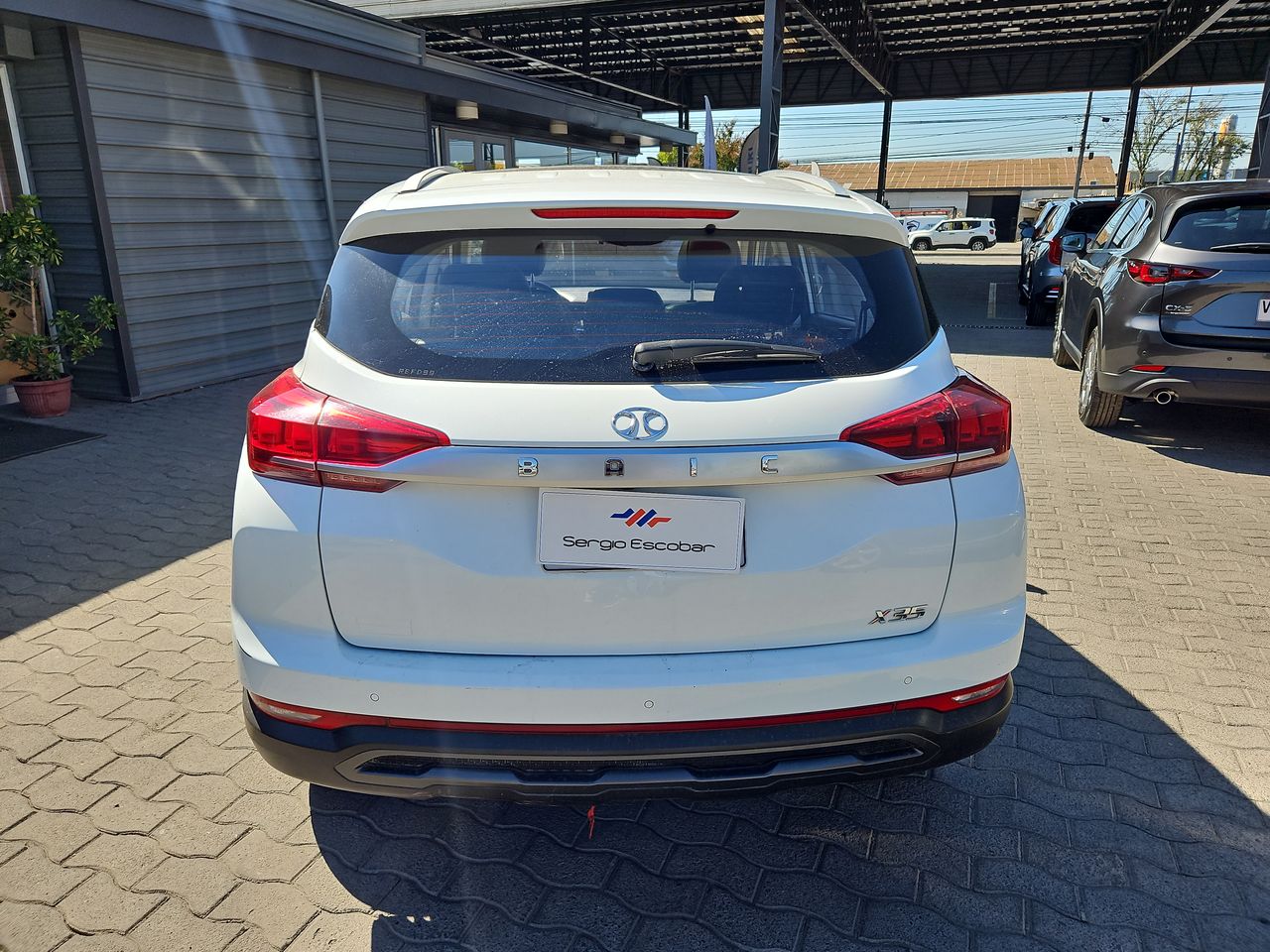 Baic X35 X35 Mpi 1.5 2021 Usado Usado en Webautos.cl Baic X35 X35 Mpi 1.5 2021 Usado Usado en Webautos.cl