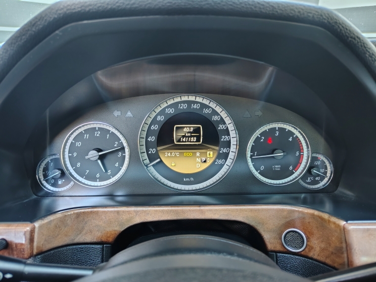 Mercedes benz E 220 Cdi Blue Efficiency Elegance Aut 2.1 2012 Usado  Usado en Kovacs Usados