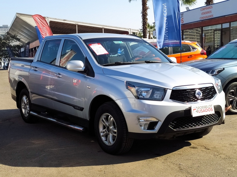 Ssangyong Actyon sport New Actyon Sport 4x2 2.0 Mt A/a Abs Ll -nas612 2017 Usado en Rosselot Usados