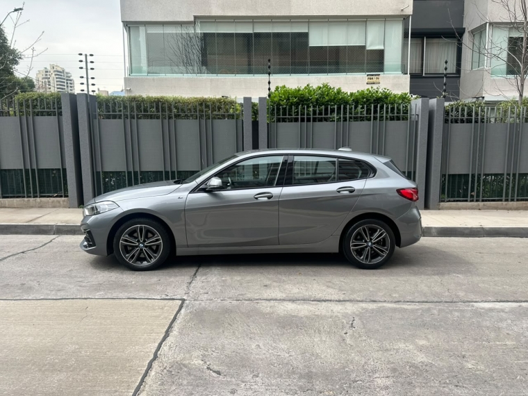 Bmw 118i  118 2.0 Diesel At 5p. 2022 Usado en Autoadvice Autos Usados