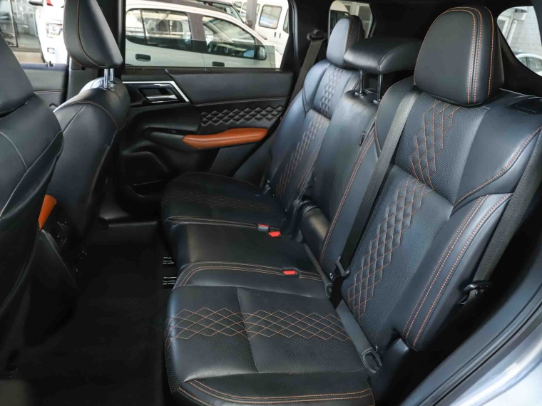Mitsubishi Outlander New  4x4 At Gls Limited 2024 Usado  Usado en Webautos.cl