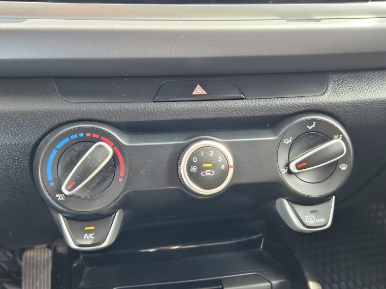 Kia Rio 4 Ex Full Mt 1.4 2023 Usado  Usado en Kovacs Usados