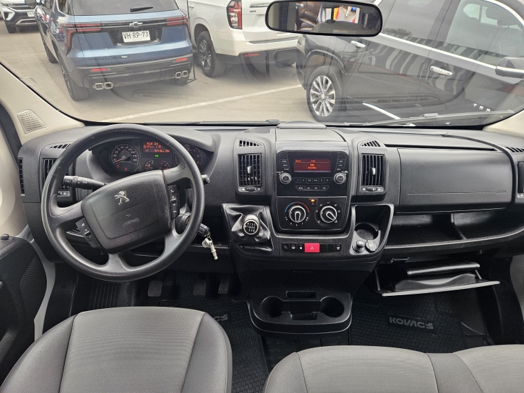 Peugeot Boxer D/cab. L4 Bluehdi 165 Mt Diesel 2023 Usado  Usado en Kovacs Usados