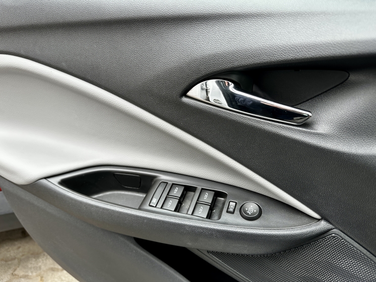 Chevrolet Onix 1.0 Sedan Premier At 2023 Usado  Usado en Kovacs Usados