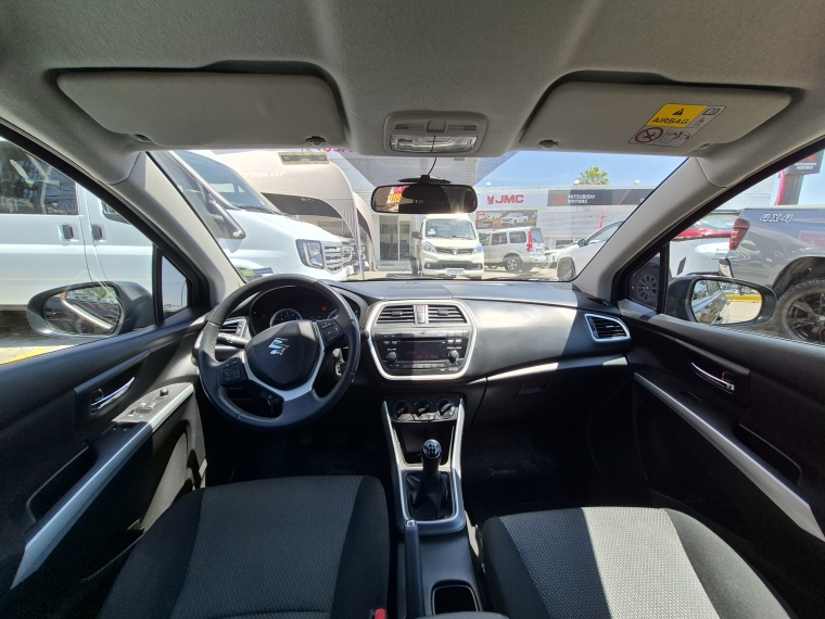 Suzuki S cross S Cross Gl Hb 1.6 2016 Usado en Rosselot Usados