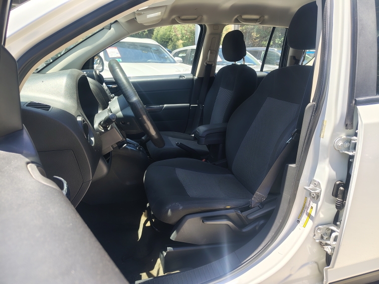 Jeep Compass Compass Sport 2.4 Aut 2017 Usado en Rosselot Usados