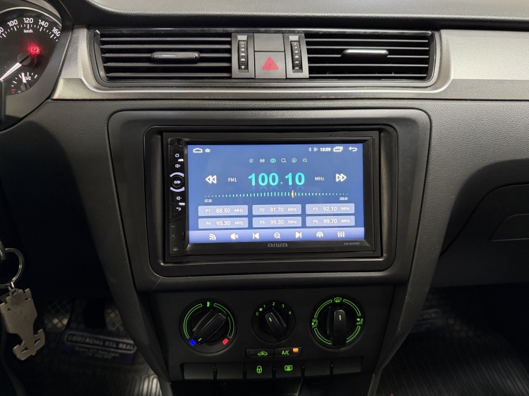 Skoda Rapid Ambiente 1.2l Tsi 6mt Ac 2015  Usado en Grass & Arueste