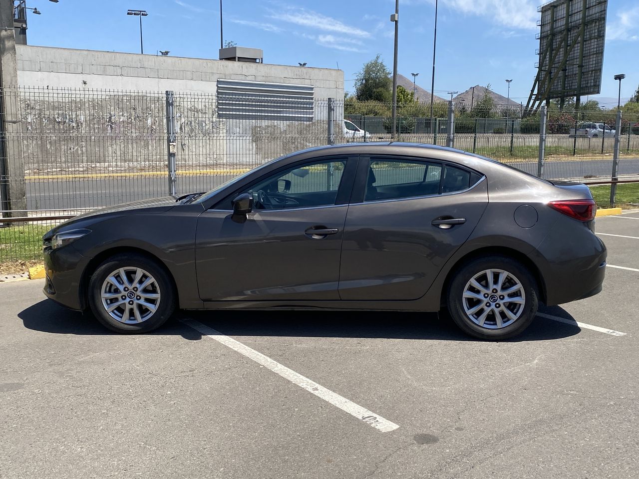 Mazda 3 New 3 2.0 Aut 2019 Usado en Usados de Primera - Sergio Escobar