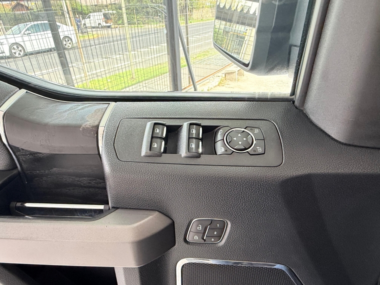 Ford F-150 Platinum 4x4 3.5 Aut 2019 Usado en Automotriz Olea Flaño