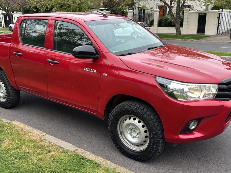 Toyota Hilux Dcab Dx 4X2 2.4Cc — foto 9 de 11