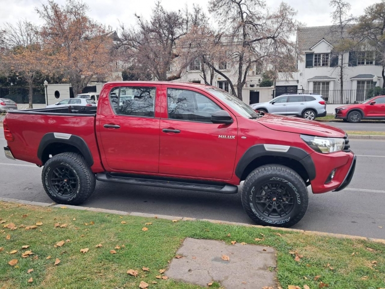 TOYOTA HILUX DX 4X4 2.4 - imagen 5