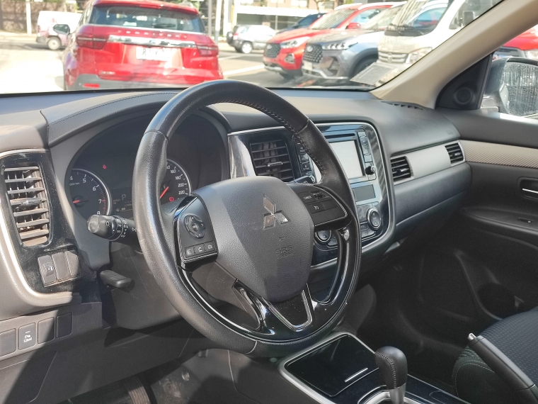 Mitsubishi Outlander Outlander 4x2 At 2.0 Ac 2019 Usado en Rosselot Usados