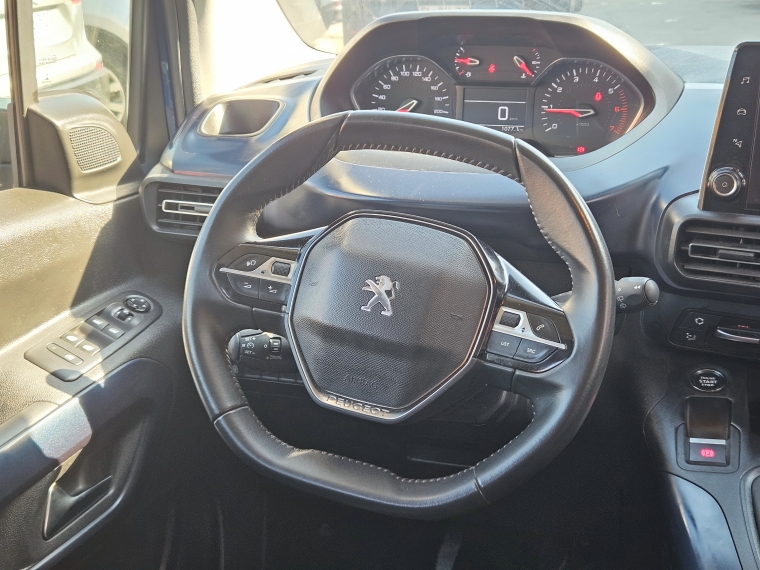 Peugeot Rifter Rifter Bluehdi 130 1.5 2022 Usado en Rosselot Usados