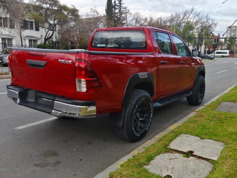TOYOTA HILUX DX 4X4 2.4 - imagen 6