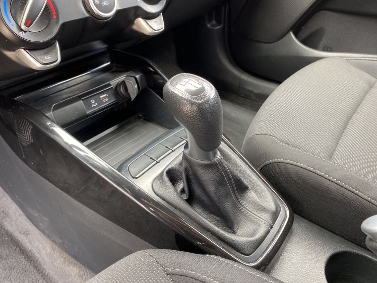 Kia Rio 5 Rio 5 Ex 1.4 2020 Usado en Rosselot Usados