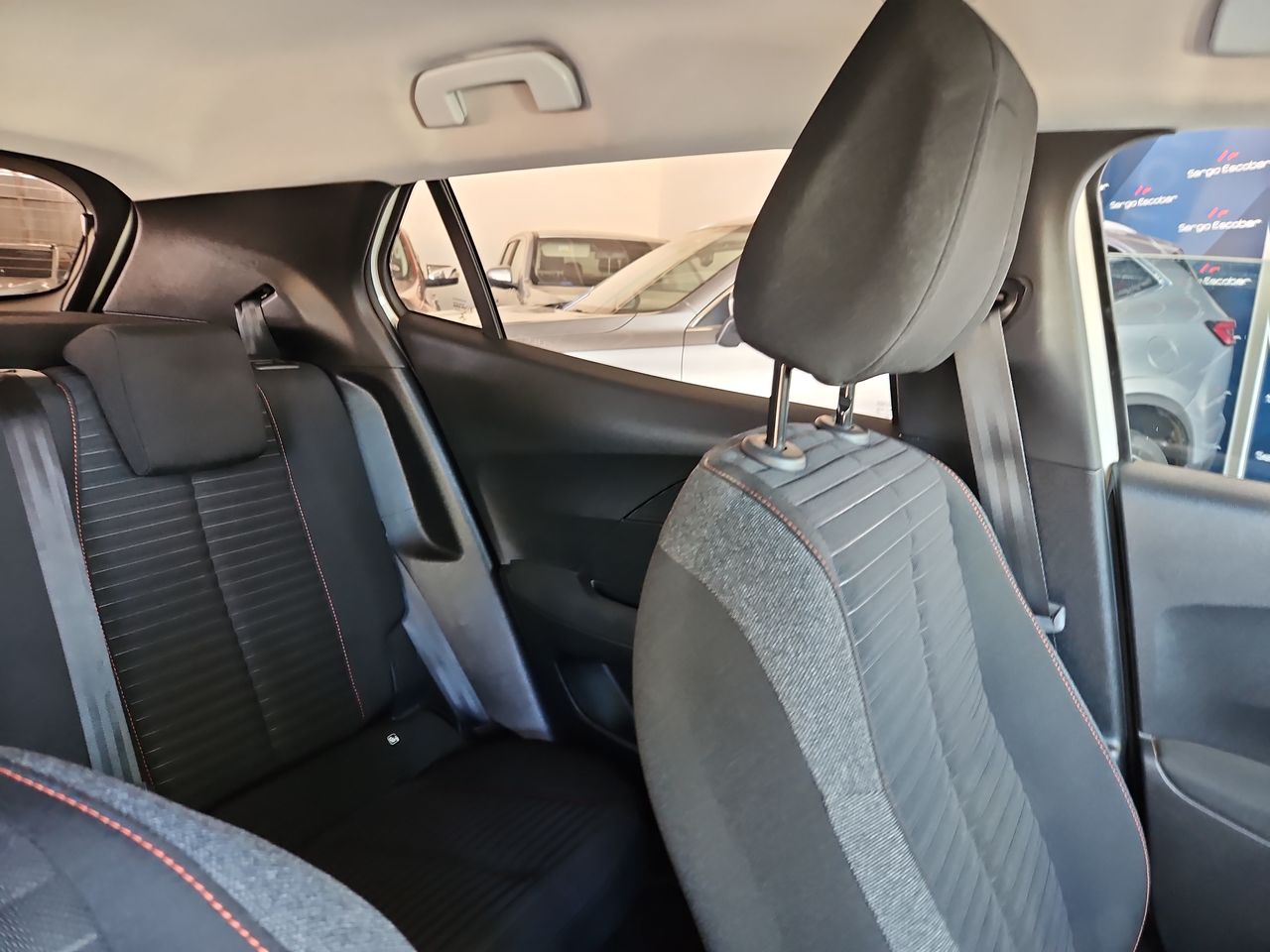 Peugeot 2008 2008 Active 1.2 2021 Usado en Usados de Primera - Sergio Escobar