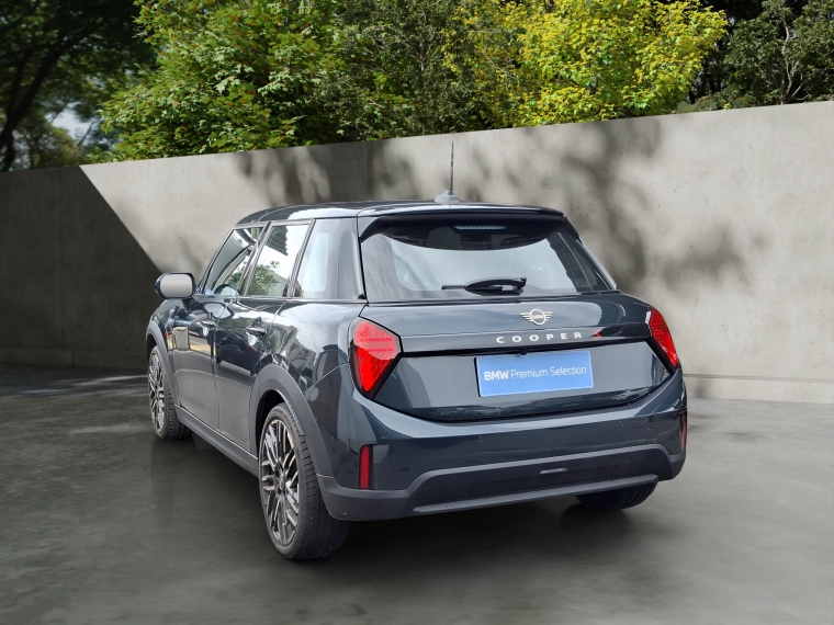 Mini Cooper S 2.0 Hb 5p Favoured 2026 Usado  Usado en BMW Premium Selection