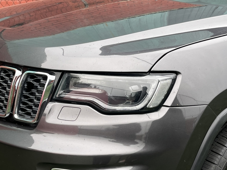 Jeep Grand cherokee laredo Grand Cherokee Laredo 3.6 Aut 2019 Usado en Rosselot Usados