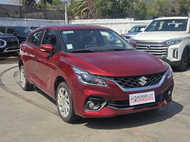 Suzuki Baleno — foto 3 de 20